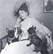 1908, Anna Sacher